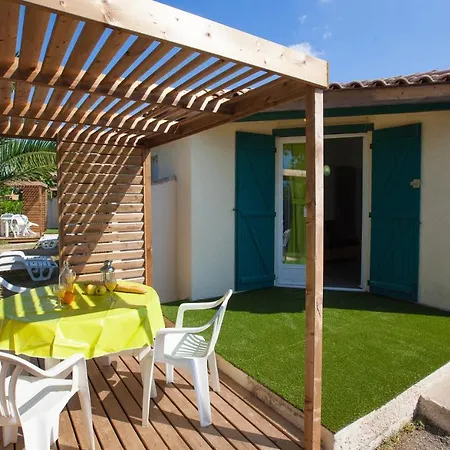 Village Club Domaine De L'espagnac Campingplatz 5*